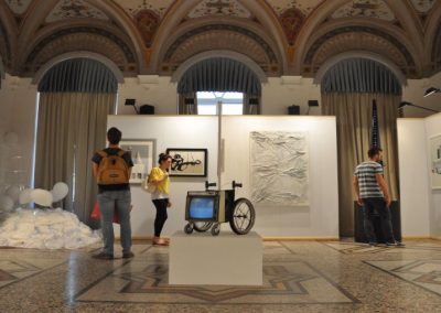 Allestimenti mostre artistiche e fotografiche